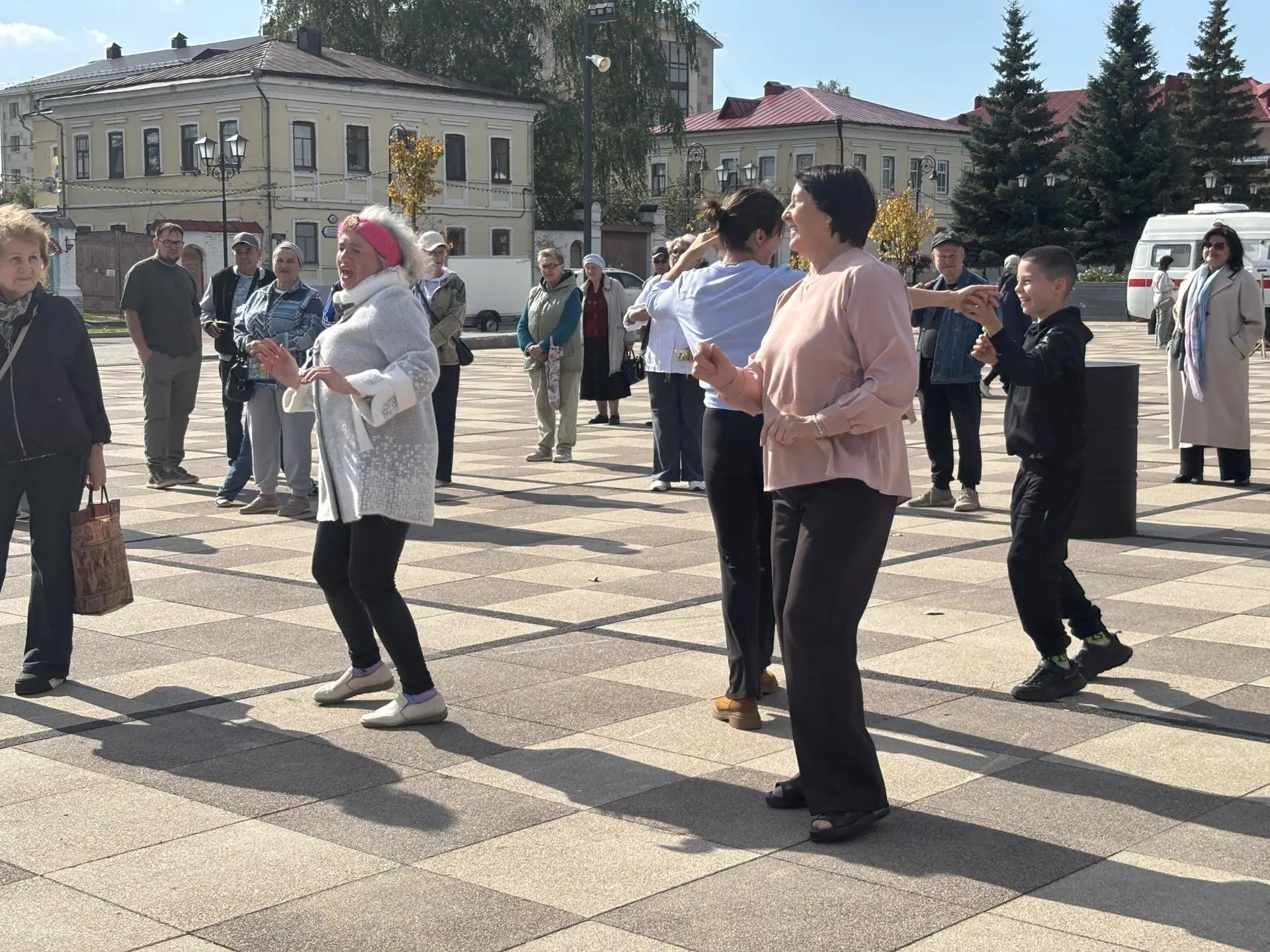 Пир в мир в Елабуге