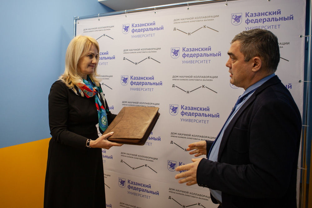 В Доме научной коллаборации прошла конференция, посвященная памяти академика Камиля Валиева