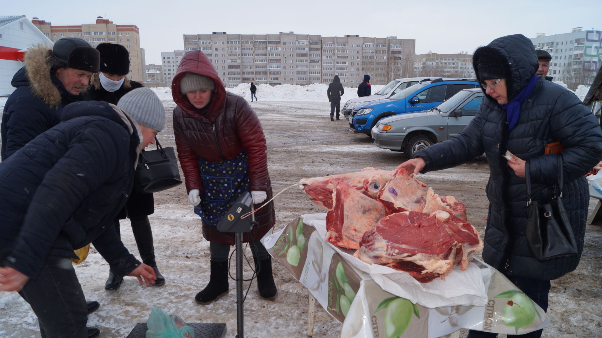 В Елабуге начали работать весенние сельхозярмарки