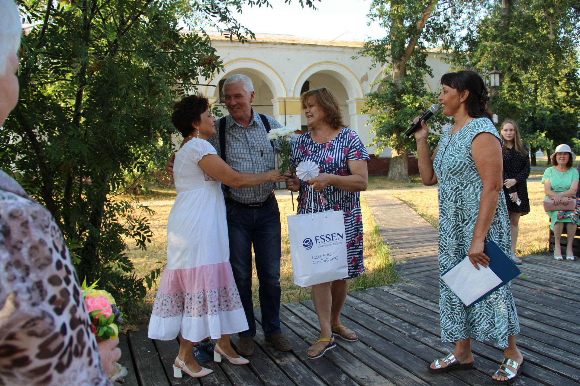 В Елабуге провели мероприятие в честь Дня Семьи, любви и верности