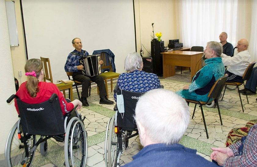 Проживающие Елабужского дома-интерната для престарелых и инвалидов сдали нормативы ГТО