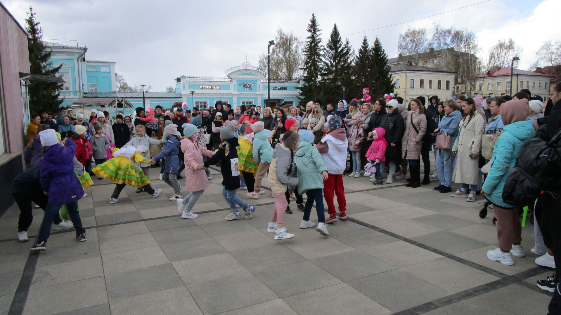 В Елабуге отметили первомайский праздник