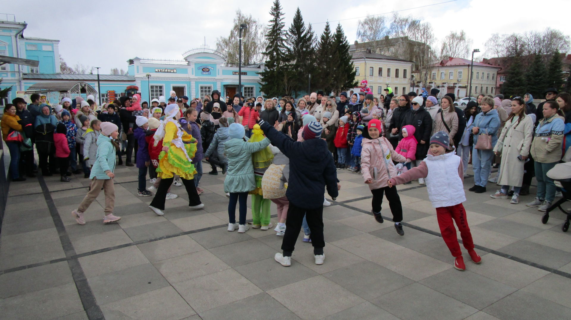 В Елабуге отметили первомайский праздник