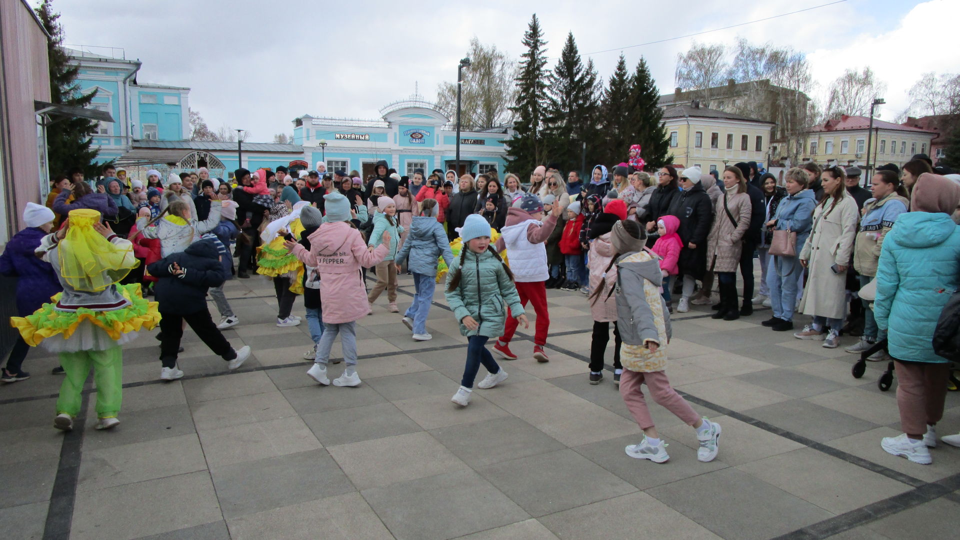 В Елабуге отметили первомайский праздник