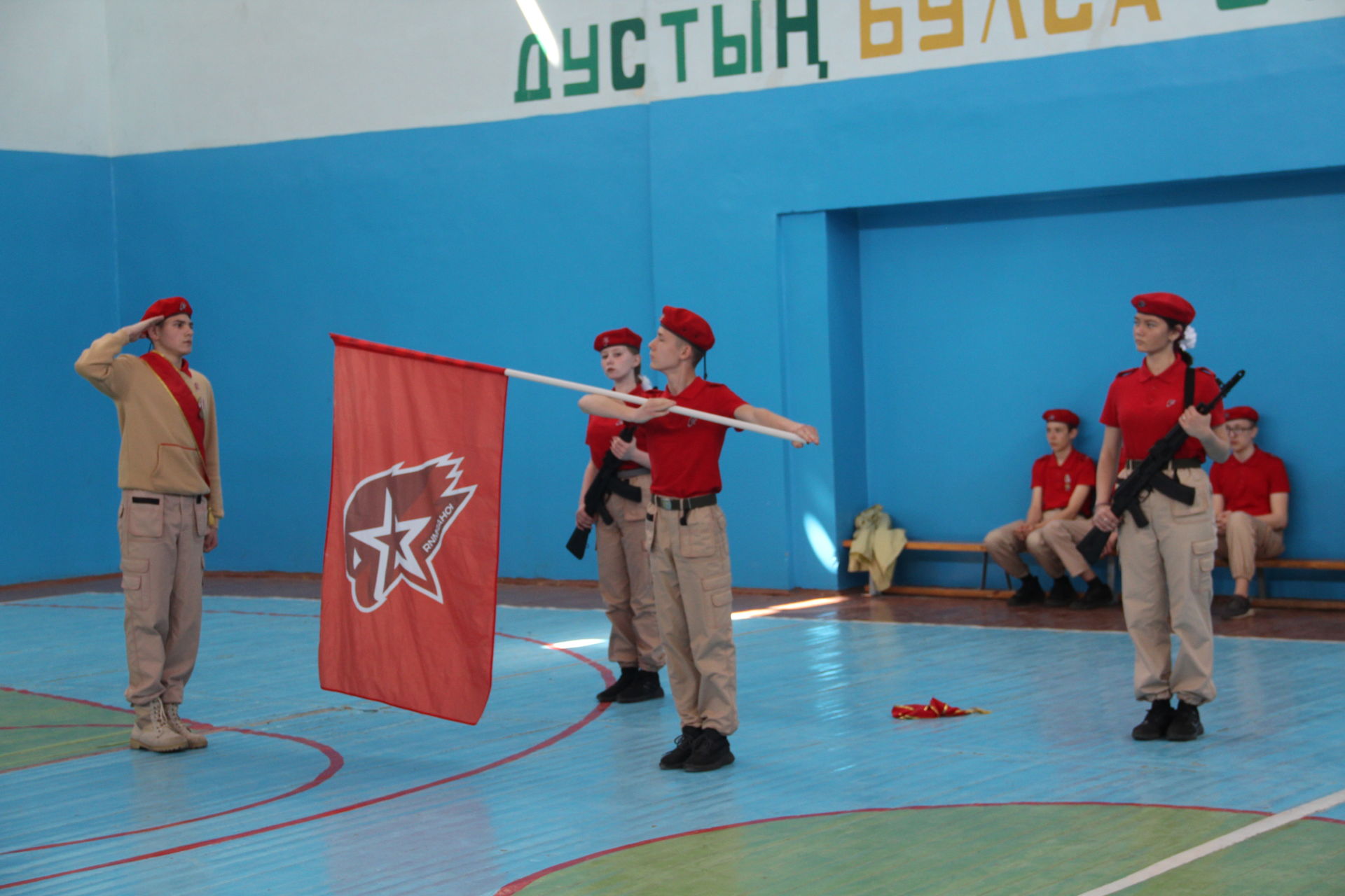В Елабуге прошел зональный этап военной спортивной игры "Зарница"