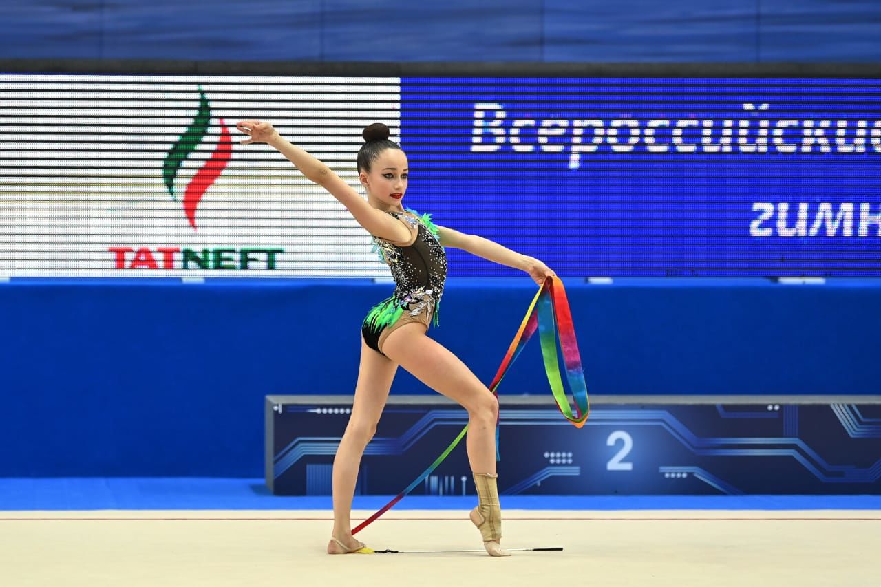 Команда из Елабуги победила на Всероссийском турнире по художественной гимнастике