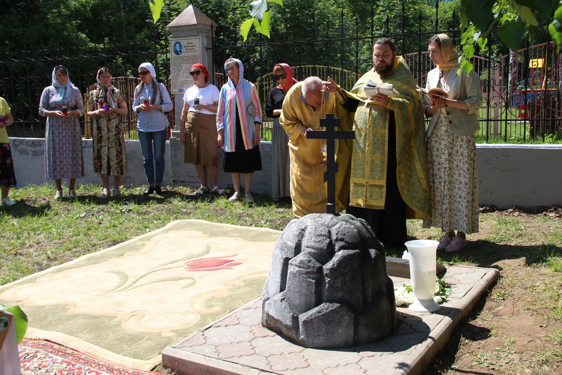 В Елабуге состоялось праздничное мероприятие в честь юбилеев семьи Шишкиных