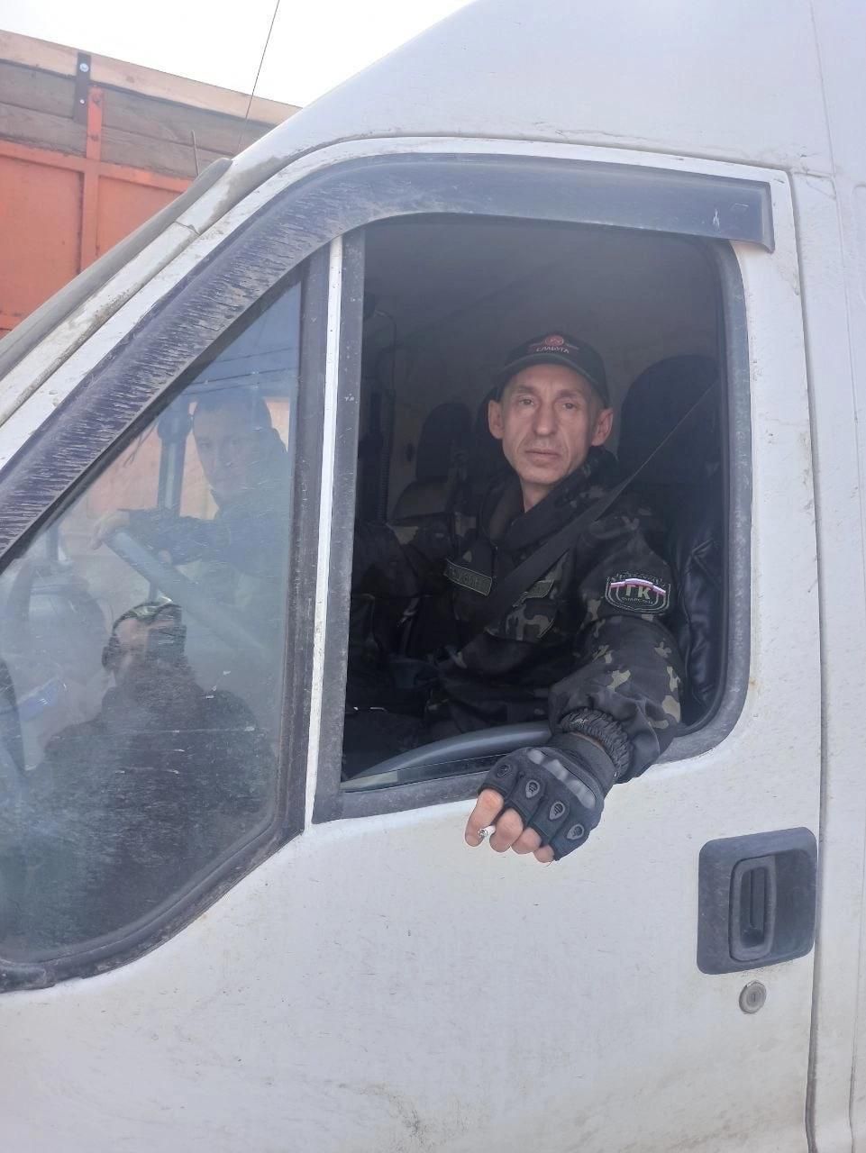 Рабочий из Елабуги в свой отпуск доставляет гуманитарную помощь в зону СВО