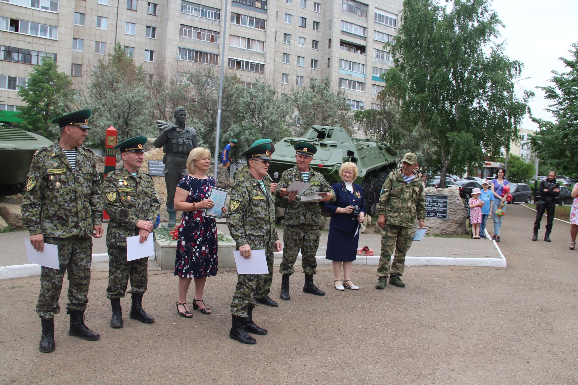 В Елабуге празднуют День пограничника