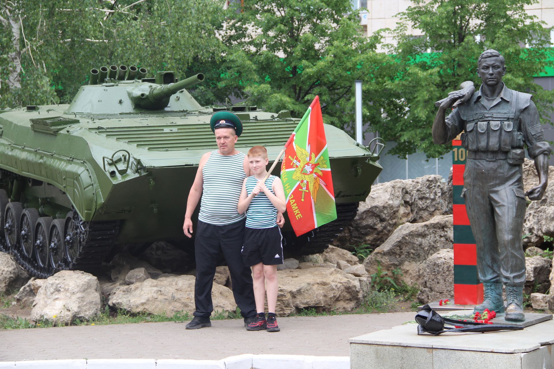 В Елабуге празднуют День пограничника