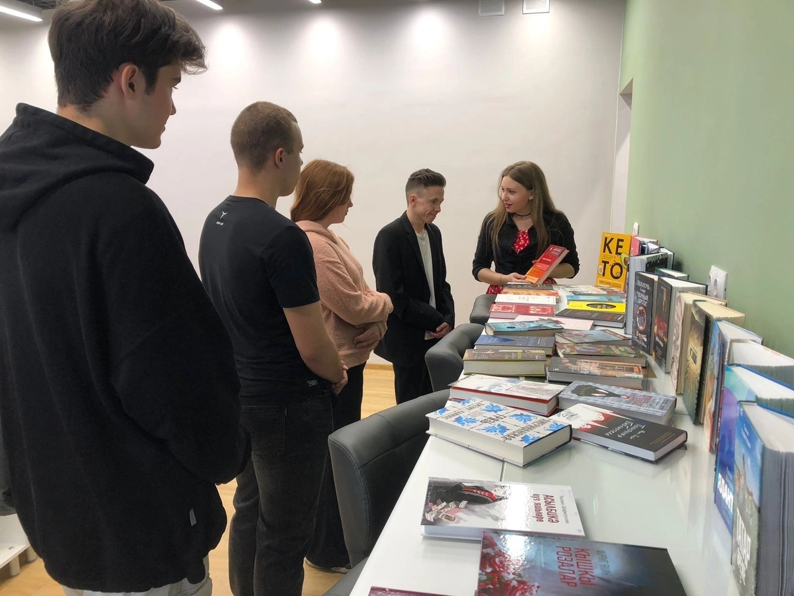 В Елабуге 27 мая состоялся Всероссийский марафон «Бегущая книга»