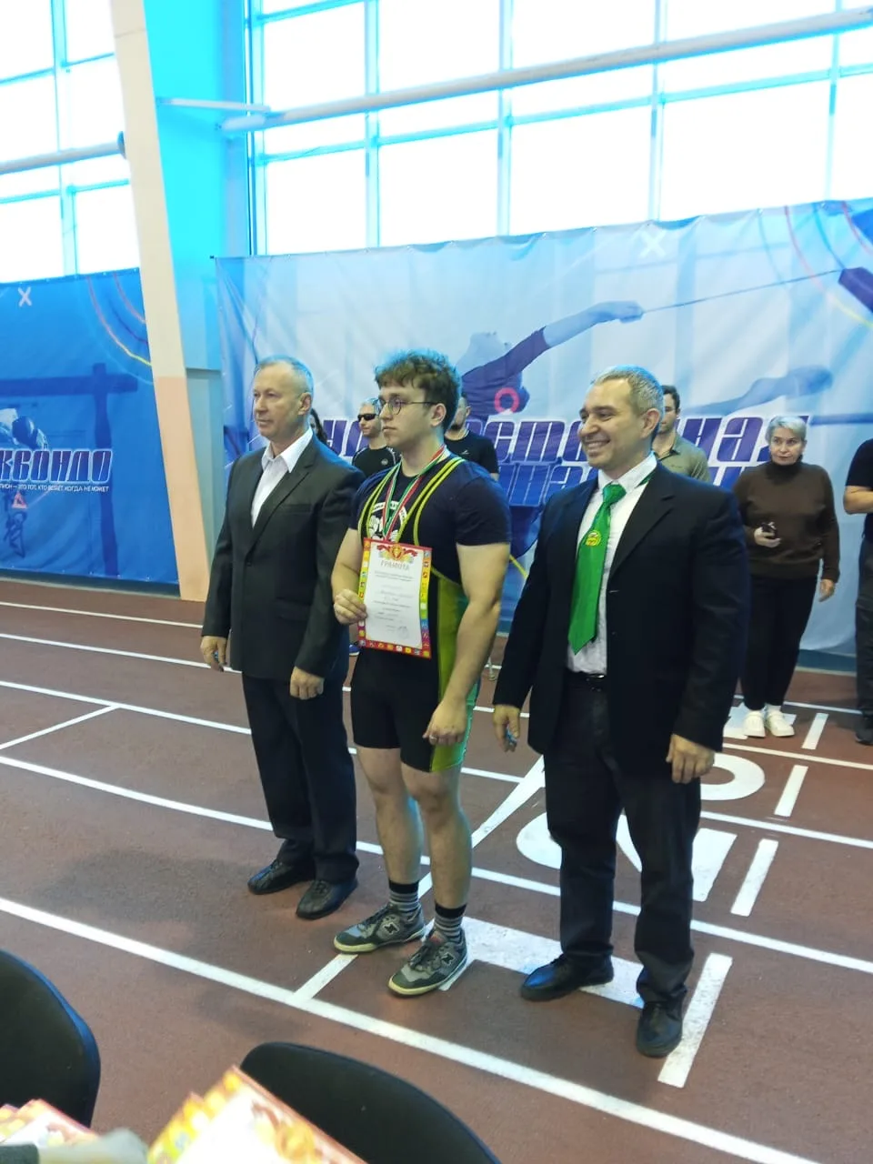 Три «золота» Елабуги: в городе прошел республиканский чемпионат по пауэрлифтингу