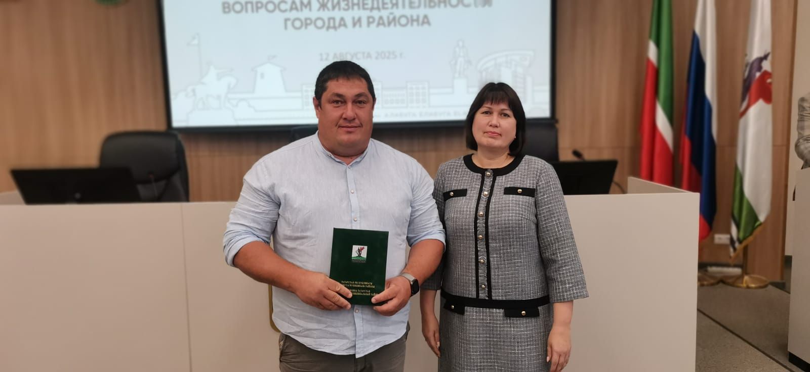 Строителей Елабуги наградили на общегородской планерке