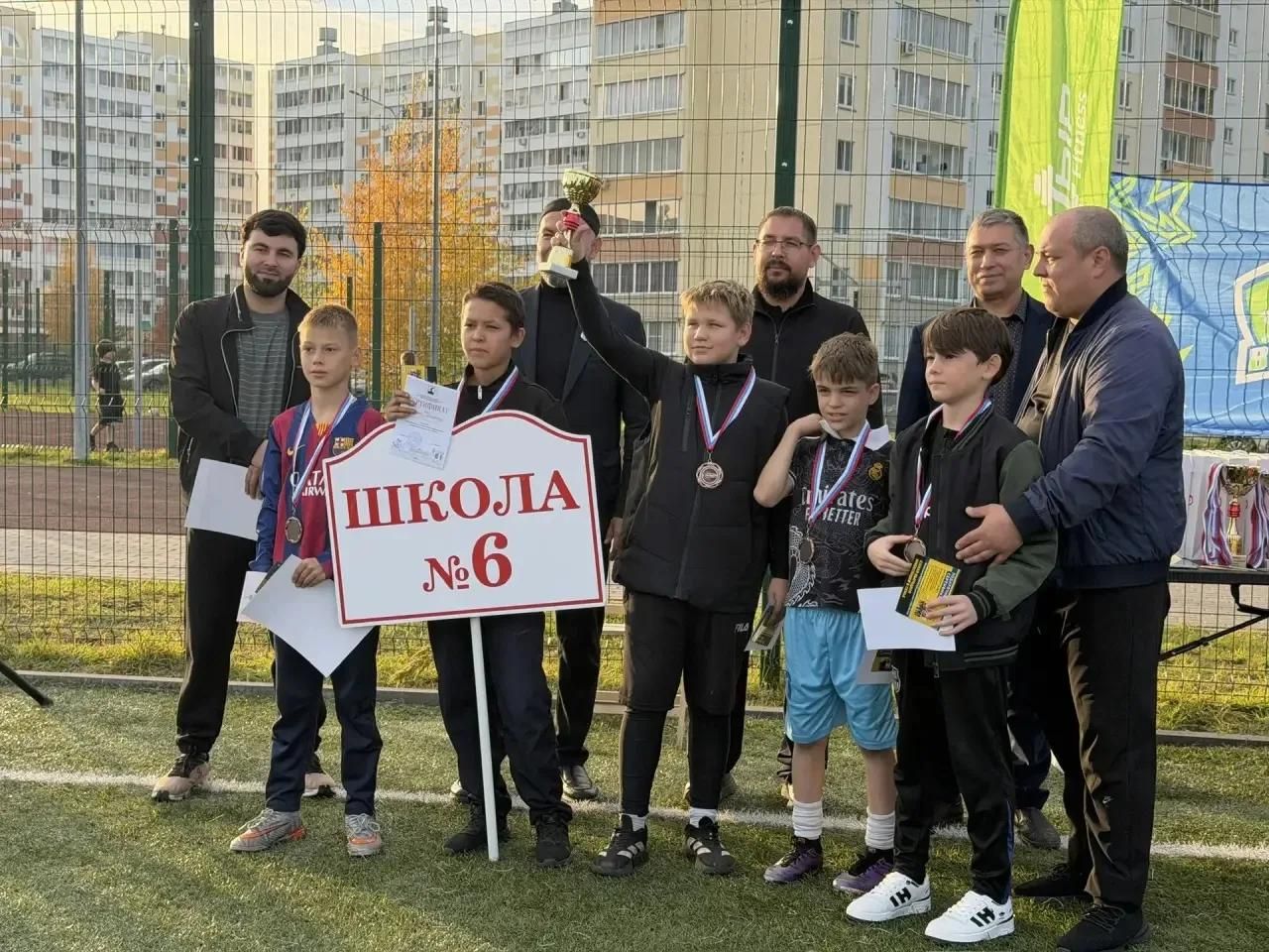 В Елабуге назвали лучшие команды турнира по мини-футболу «День отца»