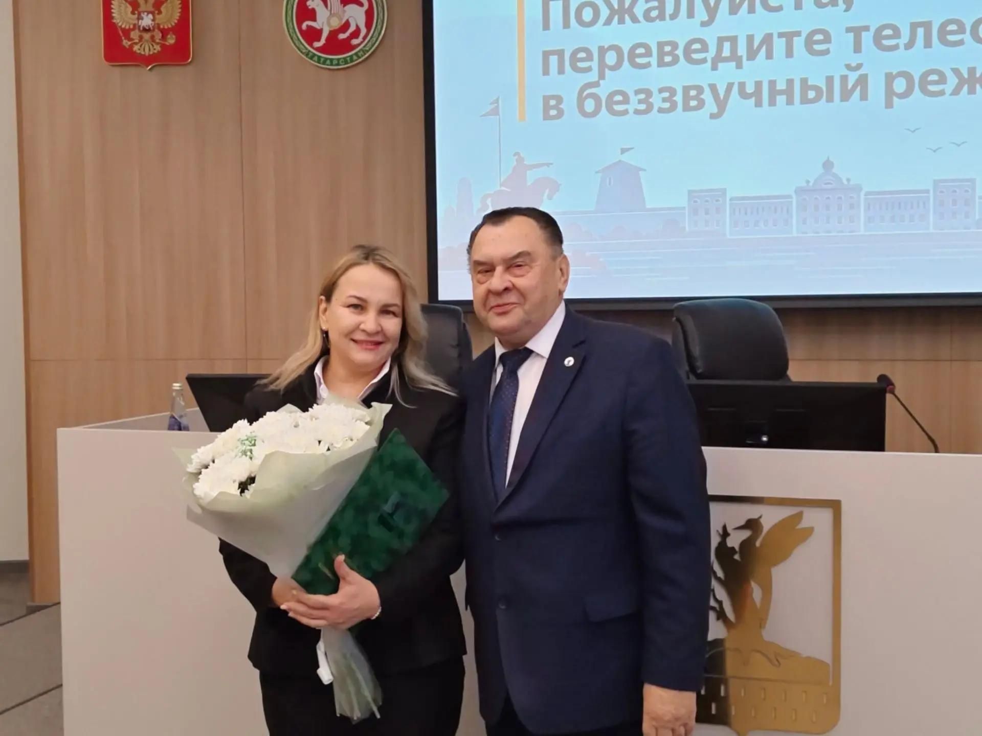 Александр Косов вручил награды на общегородской планерке в Елабуге