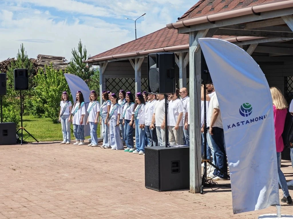 Государственный камерный хор РТ выступил в ОЭЗ  «Алабуга» ко Дню России