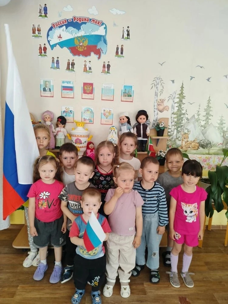 В детских садах Елабуги проходят мероприятия ко Дню России