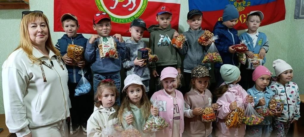 Воспитанники детского сада №25 посетили гуманитарную мастерскую «Дома ждут»