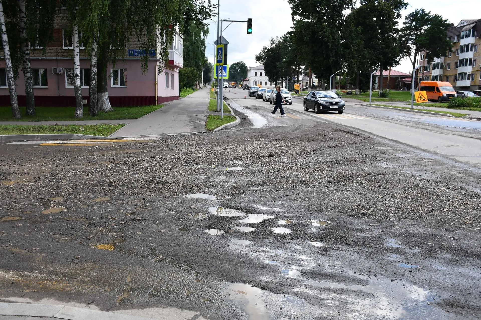 В Елабужском районе продолжается масштабное обновление дорог