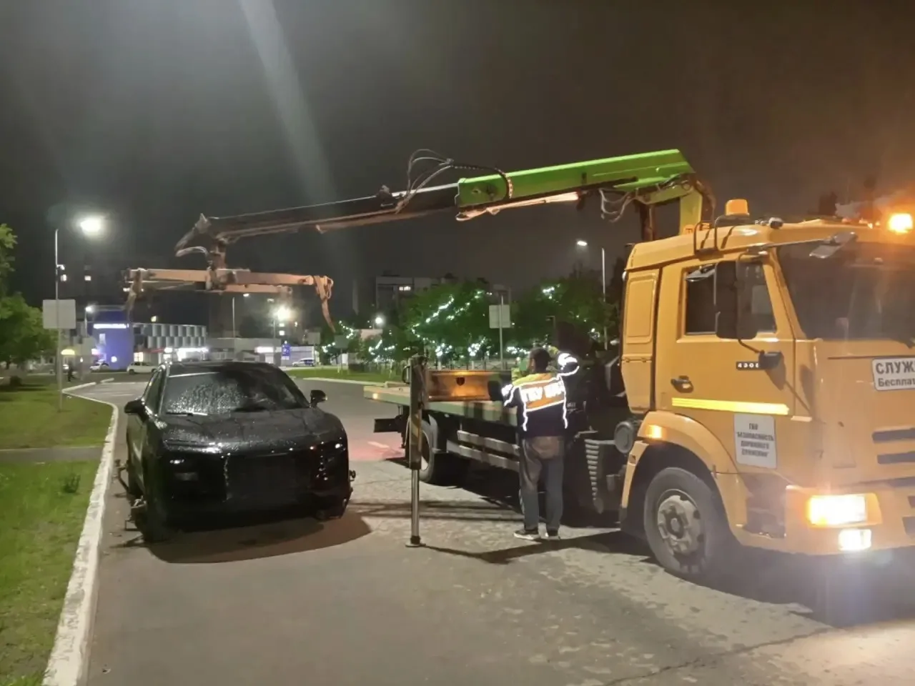В Елабуге за два дня эвакуировали 11 автомобилей за неправильную парковку