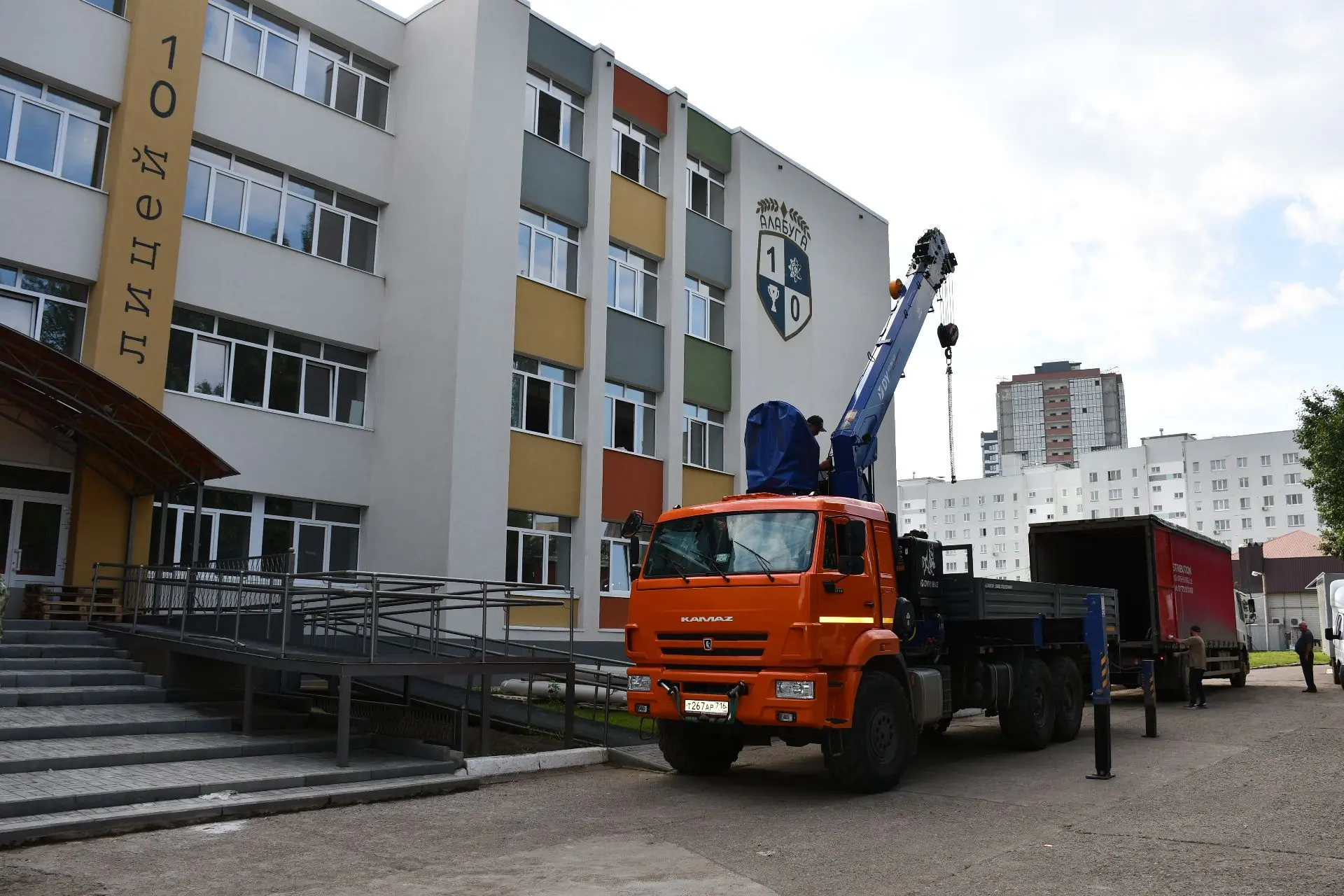 В школах Елабуги обновляют классы, спортзалы и инженерные сети