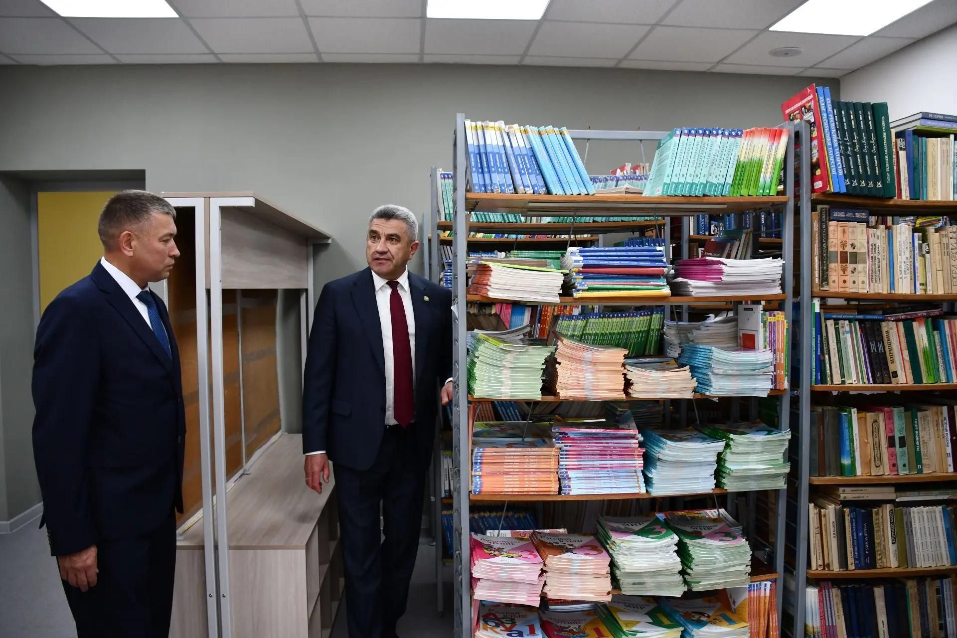 Министр образования Татарстана оценил обновленную Бехтеревскую школу