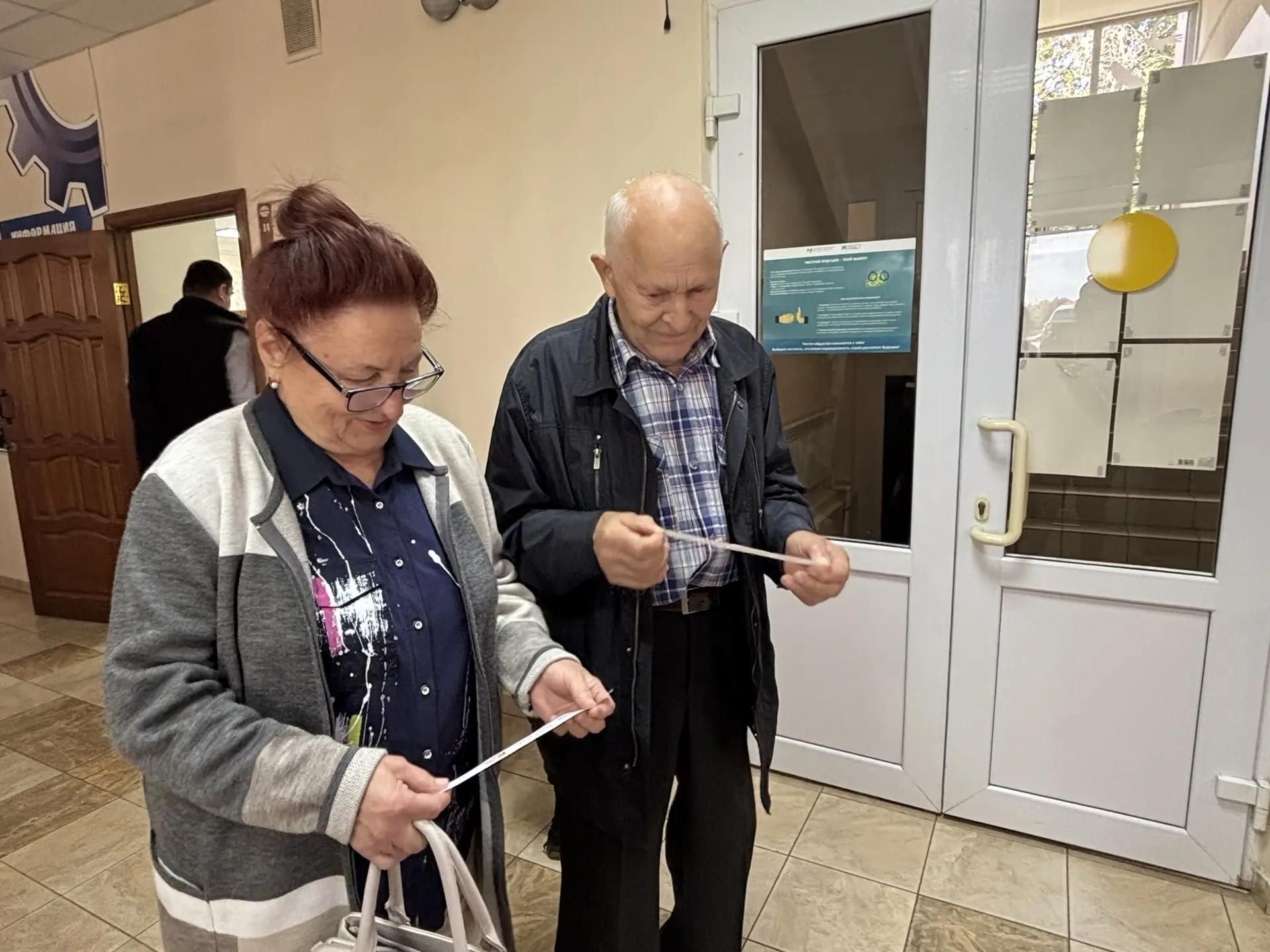 На участке №1374 в Елабуге создали условия для голосования незрячих и слабовидящих