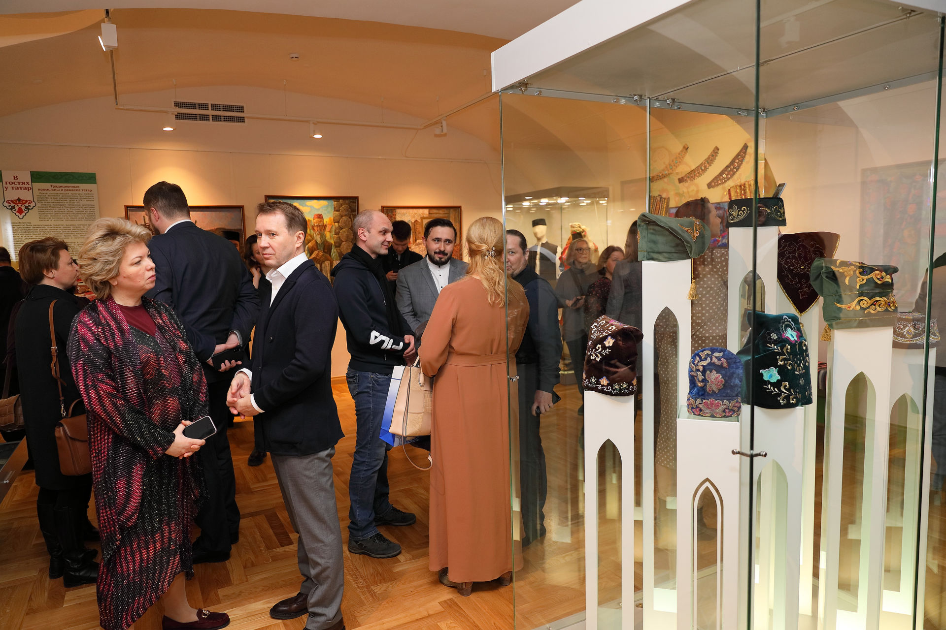 Елабужская выставка «В гостях у татар» впервые открылась в Москве