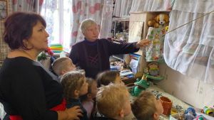В Елабуге детский сад  «Дюймовочка» организовал акцию «Поздравим своего пенсионера»