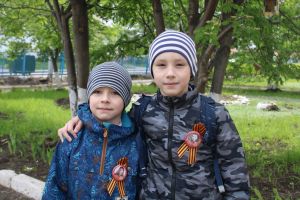 Юные шахматисты Булхановы из Елабуги передали свой выигрыш на помощь СВО