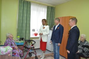 Министр труда, занятости и социальной защиты посетила Елабужский дом-интернат