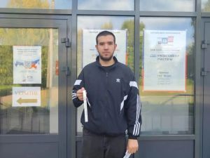Два молодых елабужанина впервые приняли участие в голосовании