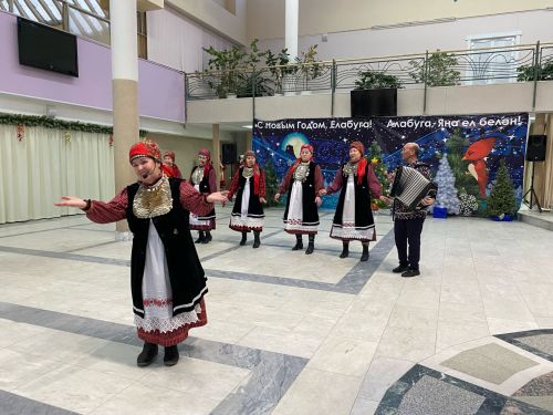 В Елабуге Рождество отметили песнями и хороводами