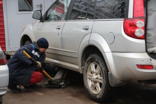 Госавтоинспекция призывает елабужан подготовить автомобиль к зиме