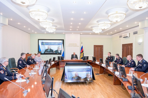 Владимир Колокольцев поздравил сотрудников органов внутренних дел с профессиональным праздником