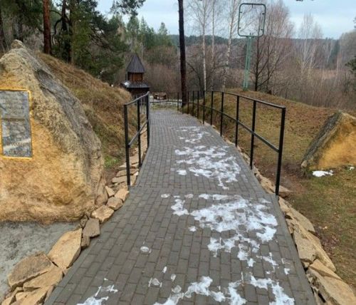 Работы по благоустройству родника “Святой ключ” завершены