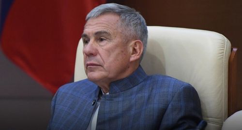 Рустам Минниханов поздравил жителей республики с Днем народного единства