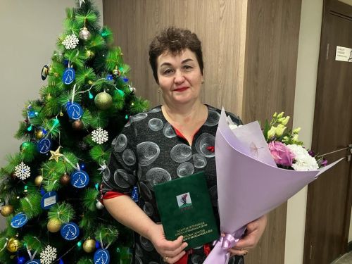 Выломала дверь ломом: елабужанка рассказала, как спасла своих соседей от смерти