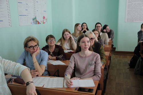 В Елабужский институт съехались выпускники со всей страны