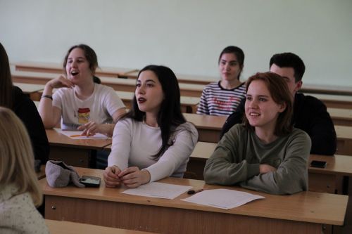 В Елабужский институт съехались выпускники со всей страны