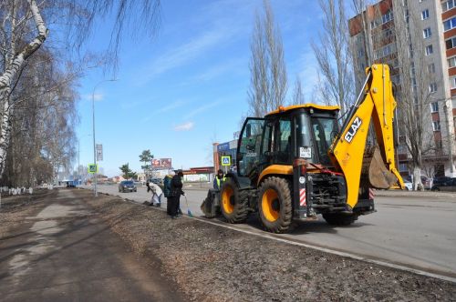 Елабужане вышли на субботник