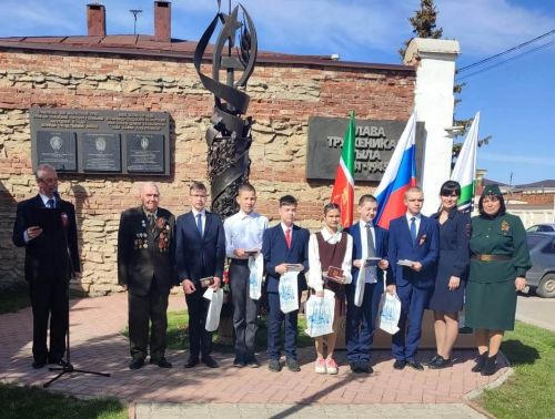 В Музее Памяти Елабуги школьникам вручили паспорта