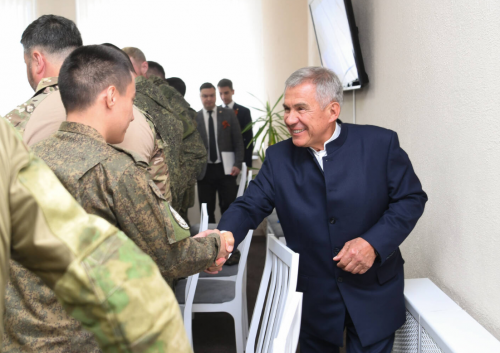 Рустам Минниханов встретился с бойцами СВО