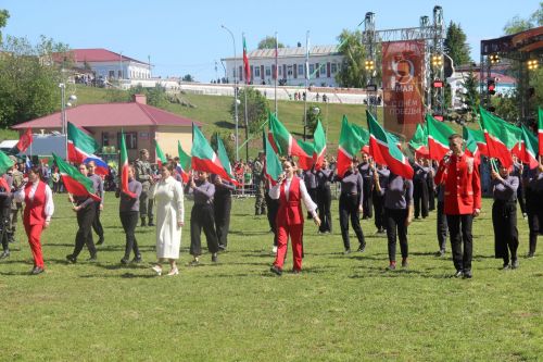 В Елабуге празднуют День Победы