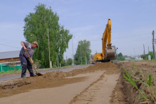 В нижней части Елабуги, между двумя кольцевыми развязками, расширяют дорогу