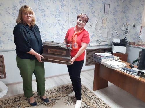 Елабужскому музею подарили уникальный экспонат, предаваемый в семье уже четвертым  поколением
