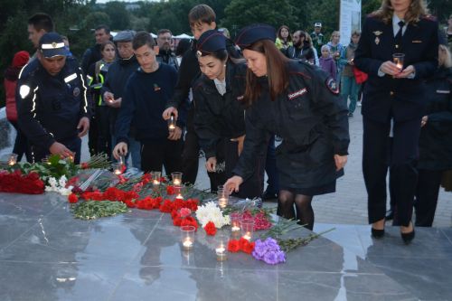 Полицейские Елабуги присоединились к Всероссийской акции «Свеча памяти»