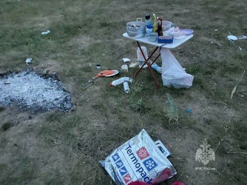 В Татарстане автомобиль съехал в реку, два человека погибли