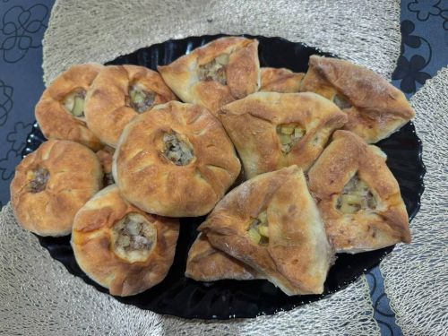 Легко и быстро: вкуснейшие курники на кефире