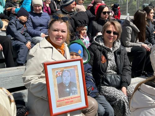 В Елабуге этом году акция “Бессмертный полк” проходит в формате трибуны